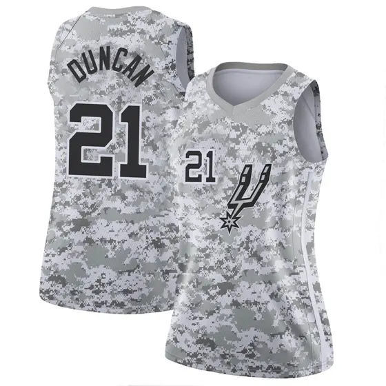 white tim duncan jersey